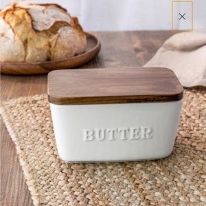 Butter dish